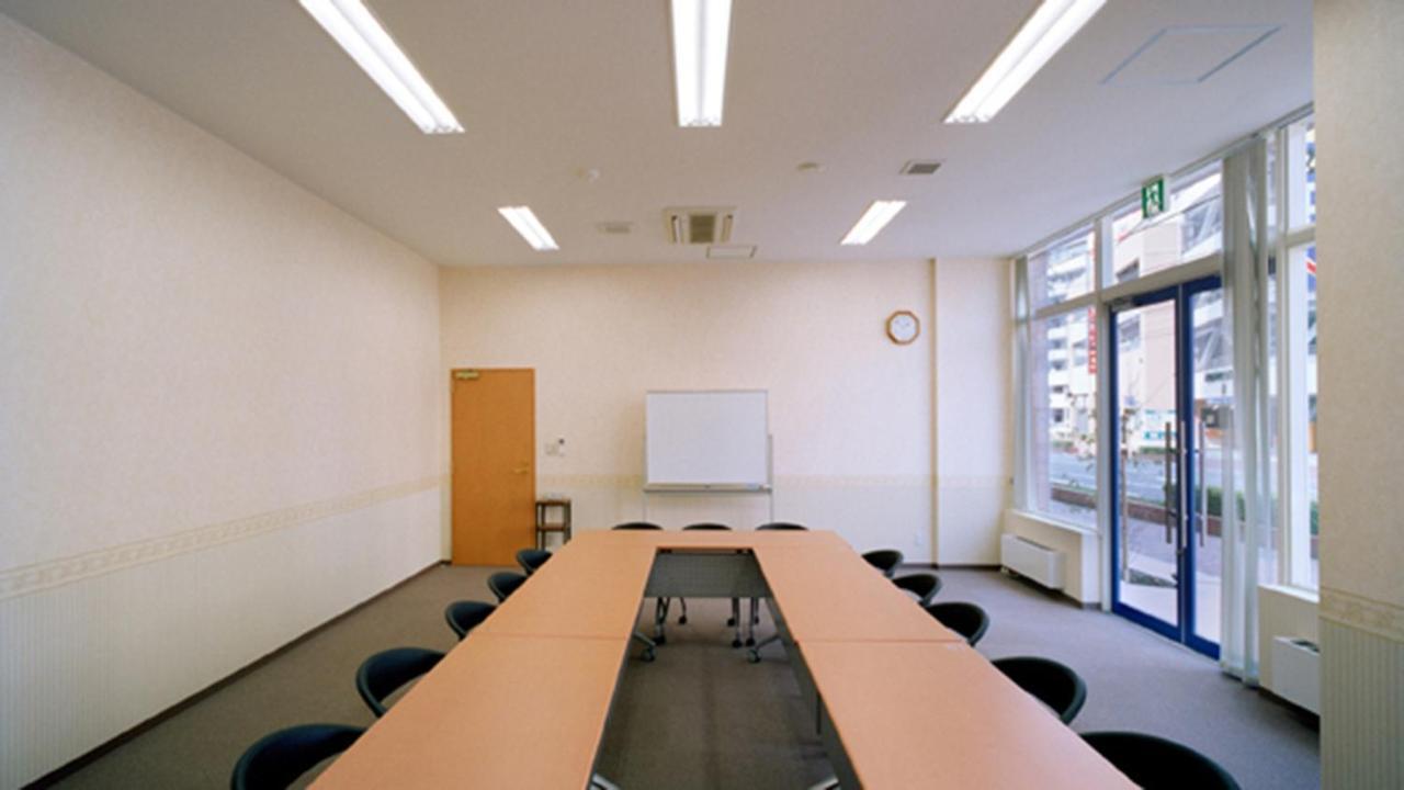Toyoko Inn Takasaki Eki Nishi Guchi No 1 Екстериор снимка
