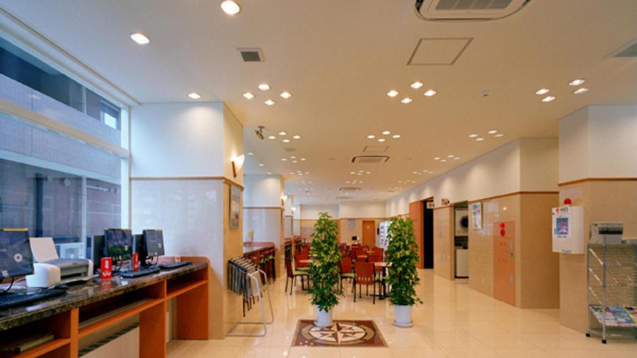 Toyoko Inn Takasaki Eki Nishi Guchi No 1 Екстериор снимка