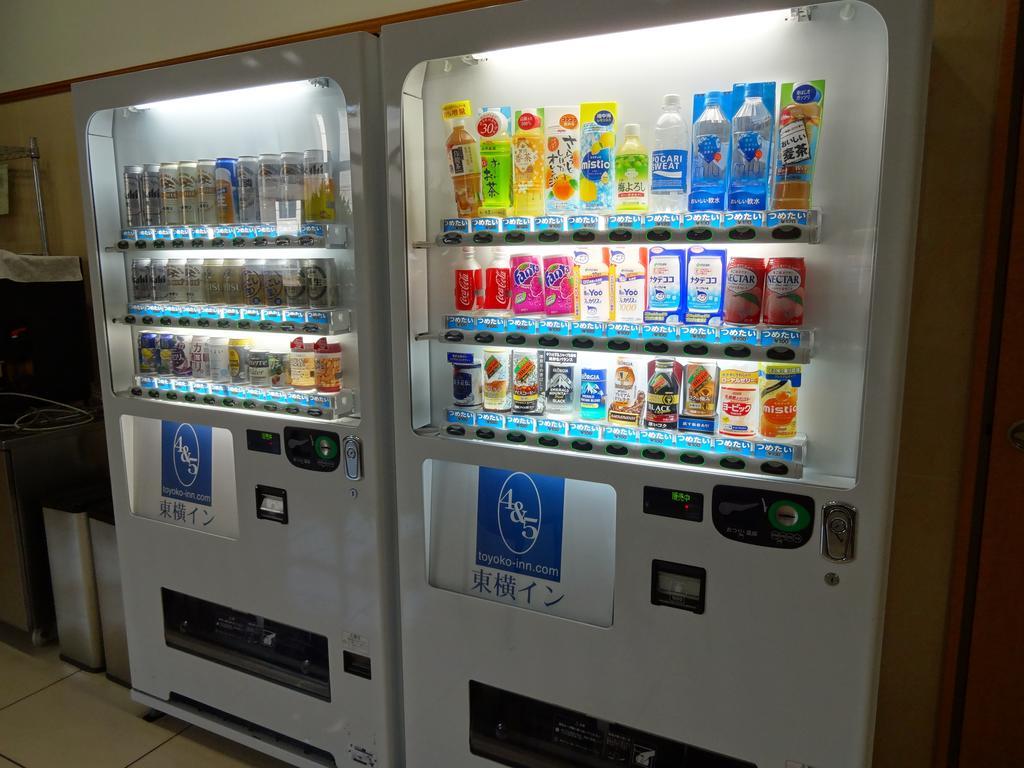 Toyoko Inn Takasaki Eki Nishi Guchi No 1 Екстериор снимка